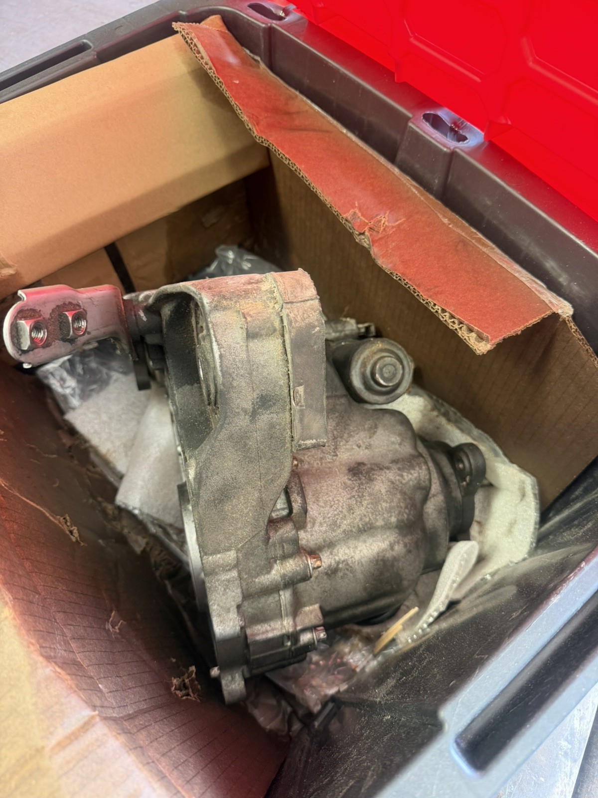 27107599690 Transfer Case ATC300 For BMW E60 E61 E90 E91 E92 328i 335i 528i 535i