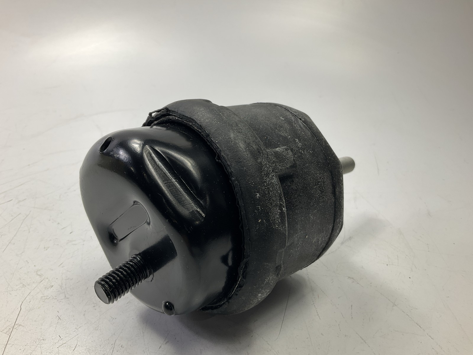 Proline 3020 Front Left Automatic Transmission Mount