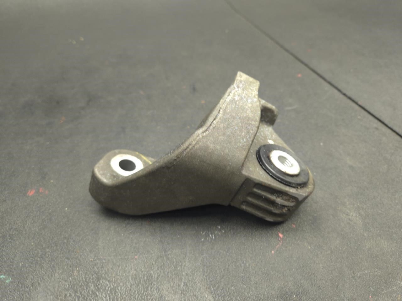 Transmission Mount Bracket 2019 Ford Escape BV6Z-6E042-C 2013 2014 2015 – 2018 X