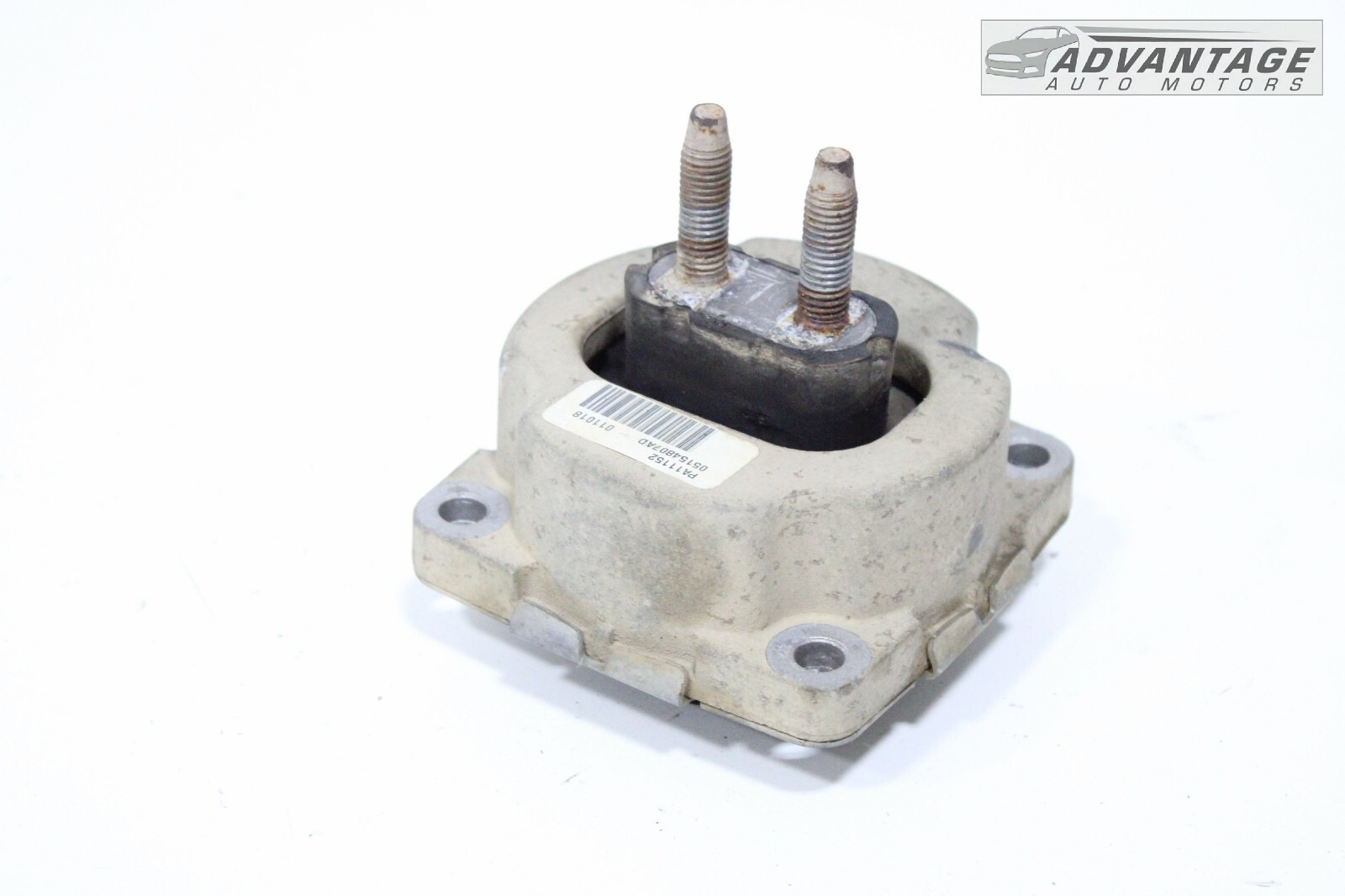 2014-2021 JEEP GRAND CHEROKEE 3.6L 4WD TRANSMISSION MOUNT INSULATOR BRACKET OEM