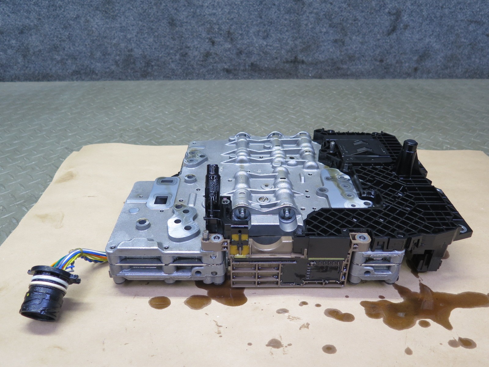 2006-2012 BENTLEY FLYING SPUR AUTOMATIC TRANSMISSION VALVE BODY MECHATRONIC