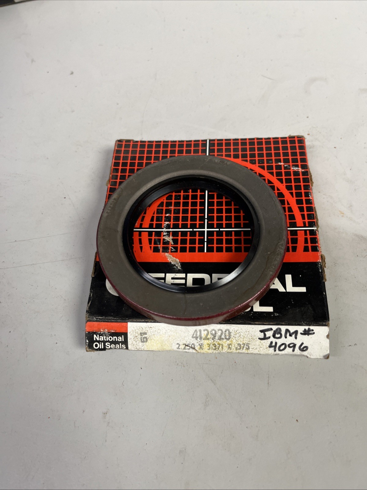 National 412920 Oil Seal GS2250 DL 10-36 091030 Trailer Wheel Seal