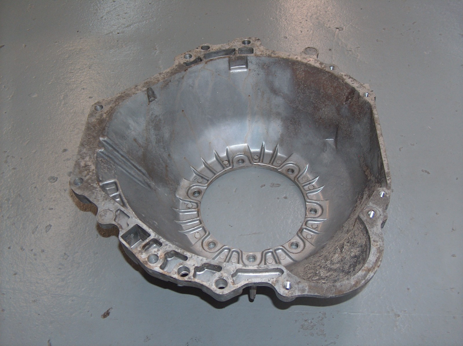 1975-79 Ford Mustang II Automatic Transmission Bell Housing C4 D5ZP-7976-AA 5.0L