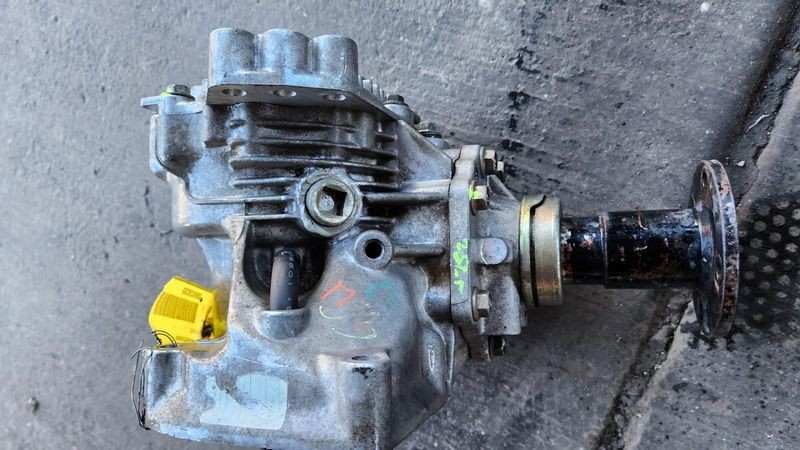 2013 Infiniti JX35 Transfer Case Assembly CVT ID 33100-JP11C OEM