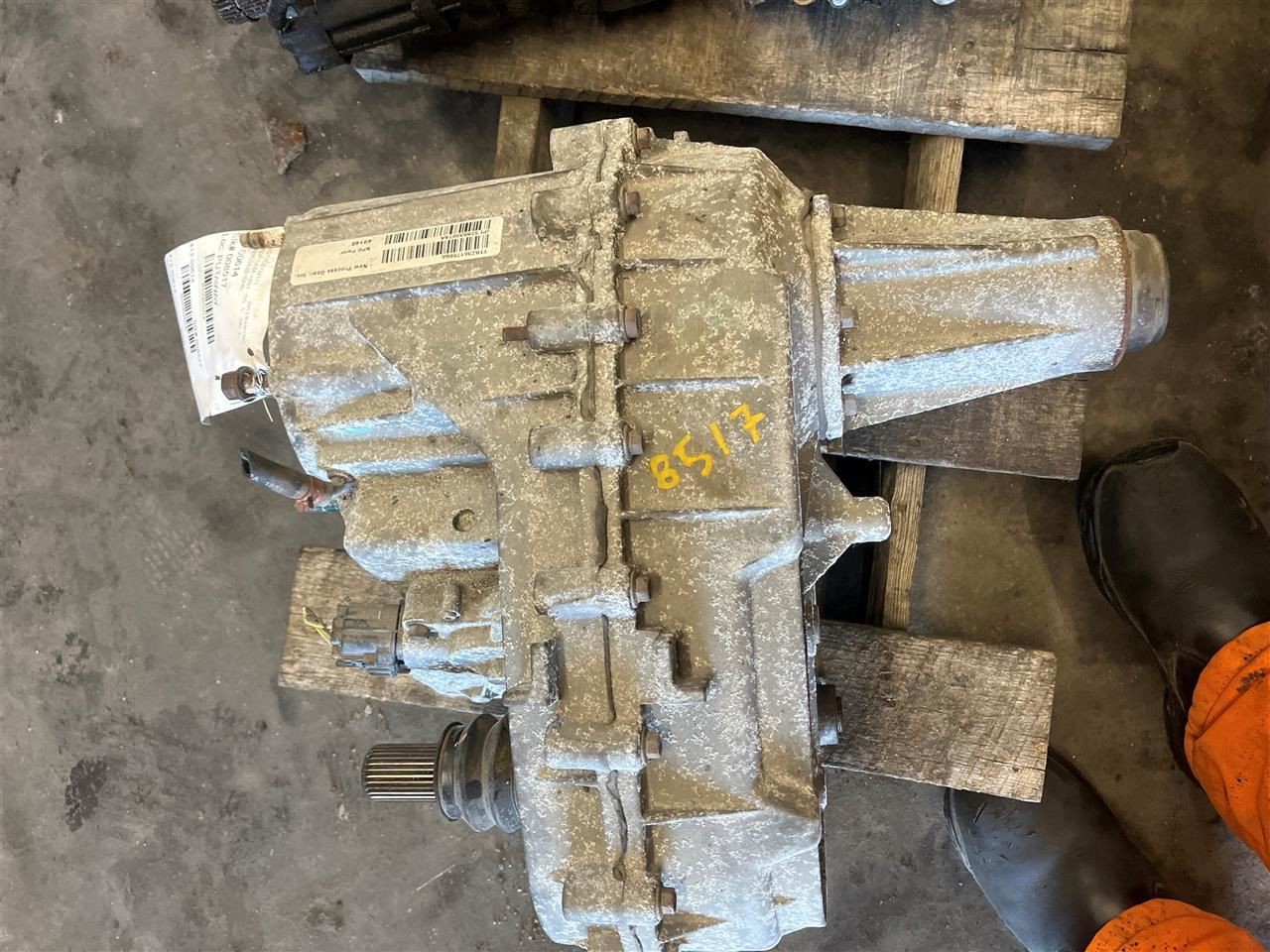Transfer Case Model NV243 Electric Shift Fits 06-12 DODGE 1500 PICKUP 2302014