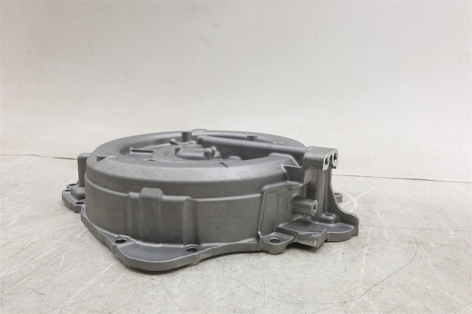 NEW OEM GM Automatic Transmission Case Cover 24269591 Volt ELR 2011-2016
