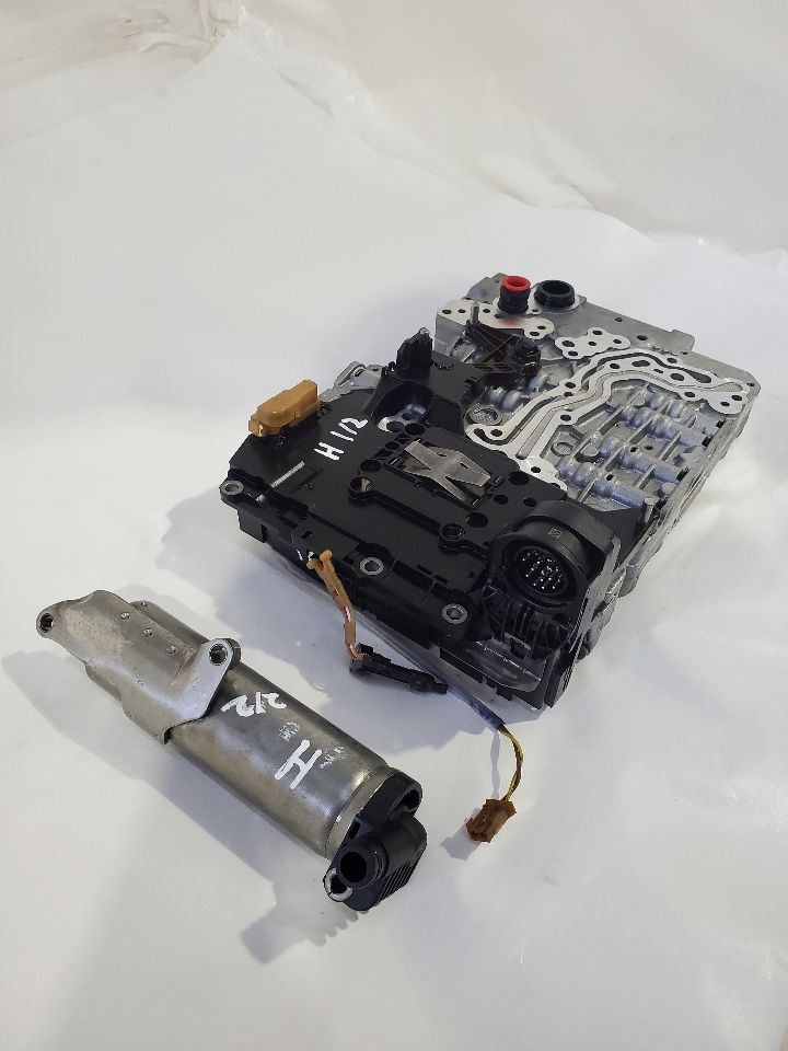 2012 2018 BMW 428i OEM Mechatronic Transmission Valve Body With Oil Pump