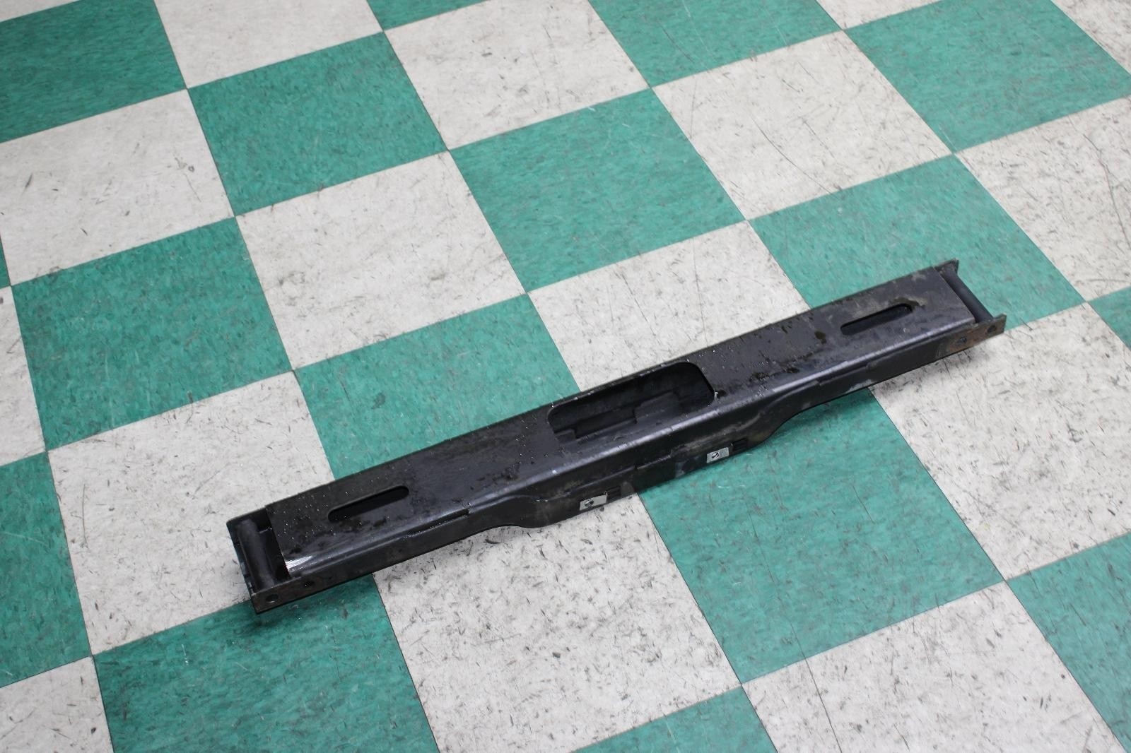 04-08 F150 2WD Automatic Auto Transmission Subframe Crossmember OEM Factory