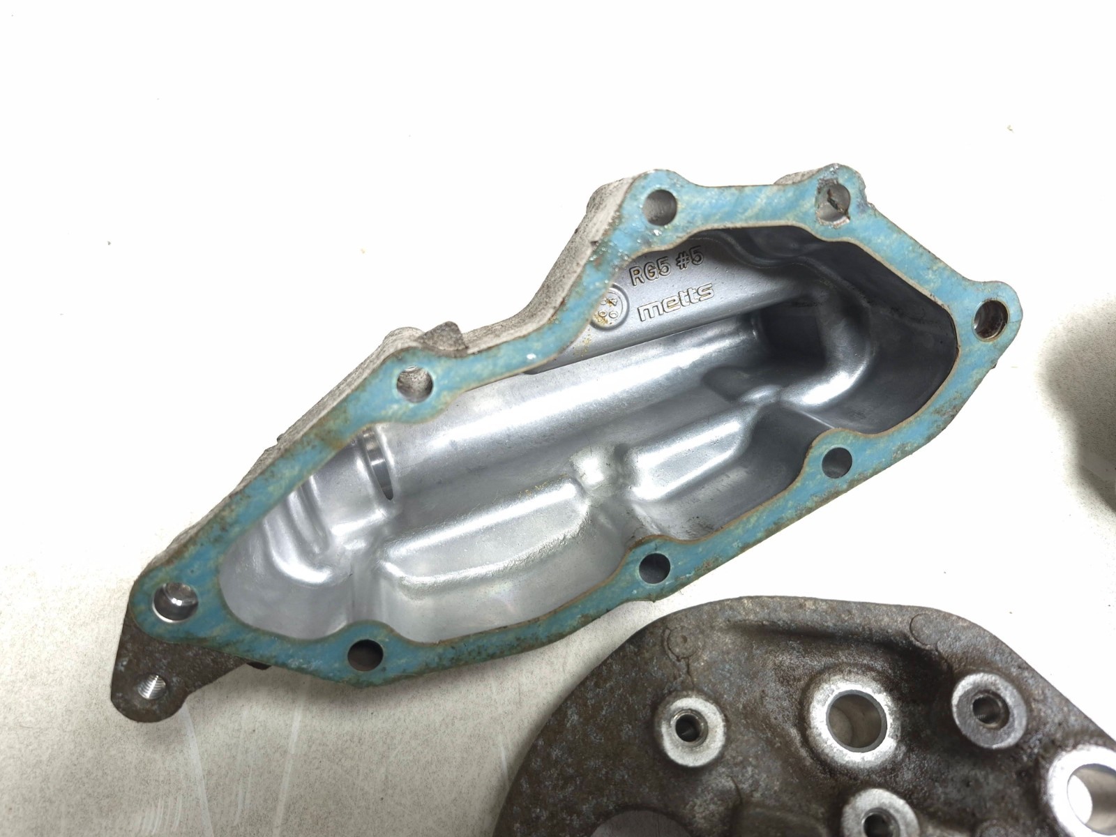 2013 Honda Fit 1.5L Automatic Transmission Cover & Bracket Driver Side Set OEM
