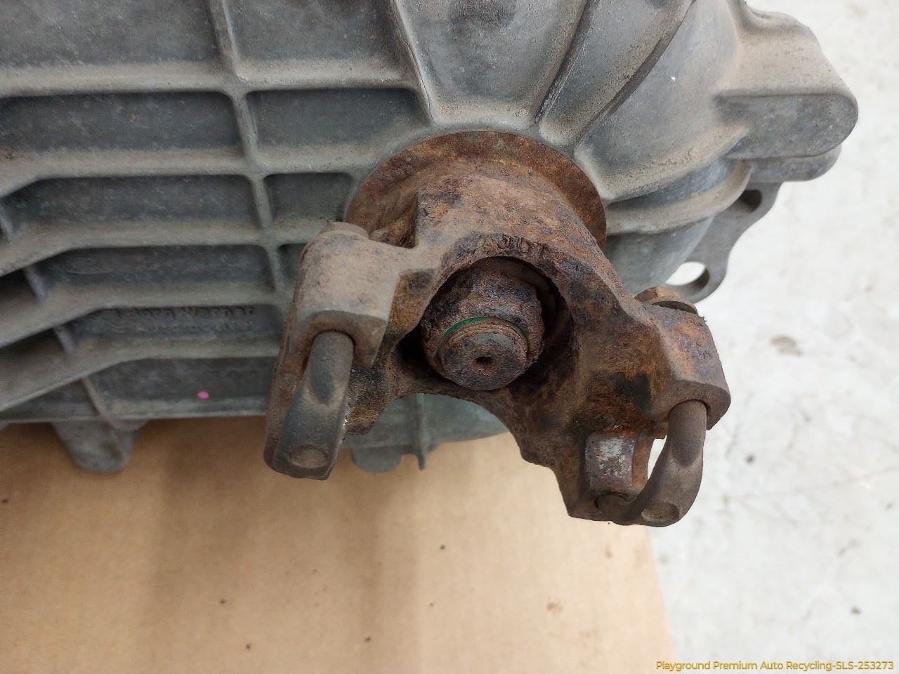 Ford Bronco Transfer Case Flange Output Electric Shift 5.8L 8 Cyl Fits 92-96 92
