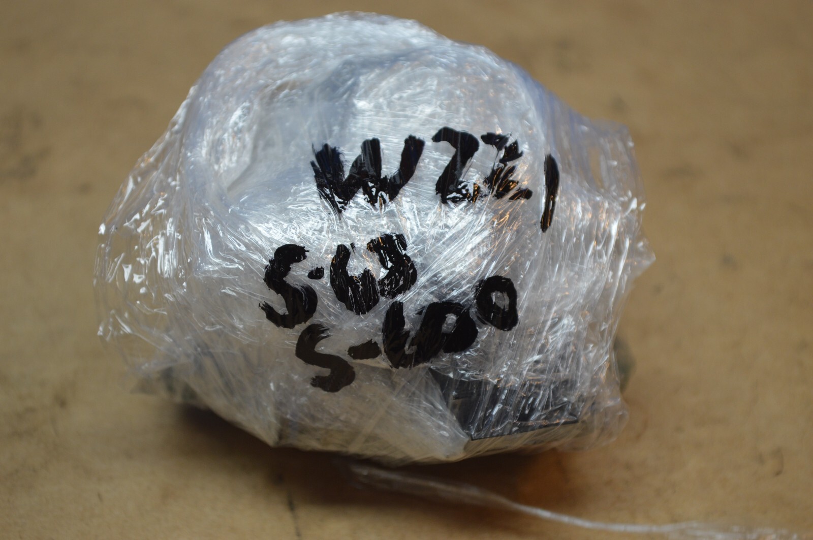 W221 MERCEDES BENZ S63 S600 TRANSMISSION CONTROL SOLENOID VALVE 2202770998