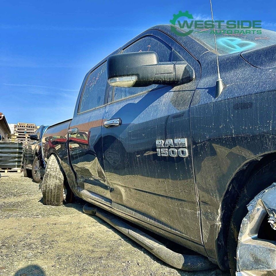Transfer Case Classic Style 5 Lug Wheel Fits 11-23 DODGE 1500 PICKUP 2369766