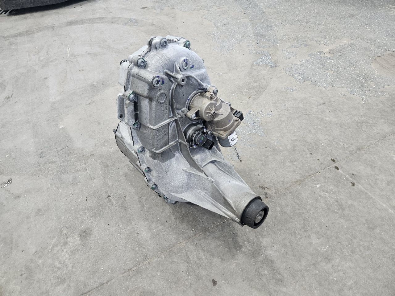 2022 SILVERADO 1500 2 SPEED TRANSFER CASE 33K MILES 22-25