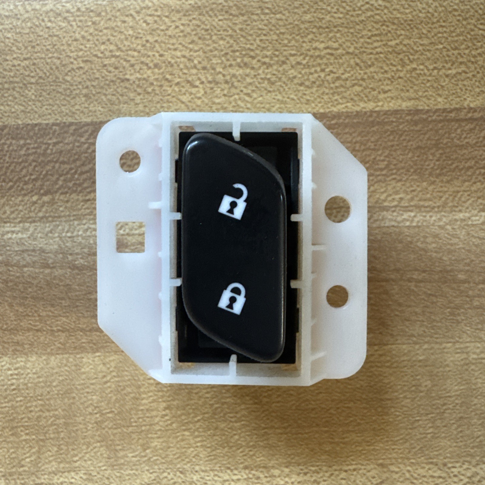 2010-17GMC Terrain Front Passenger-Side Door Lock Switch 20956938 GM Right OEM
