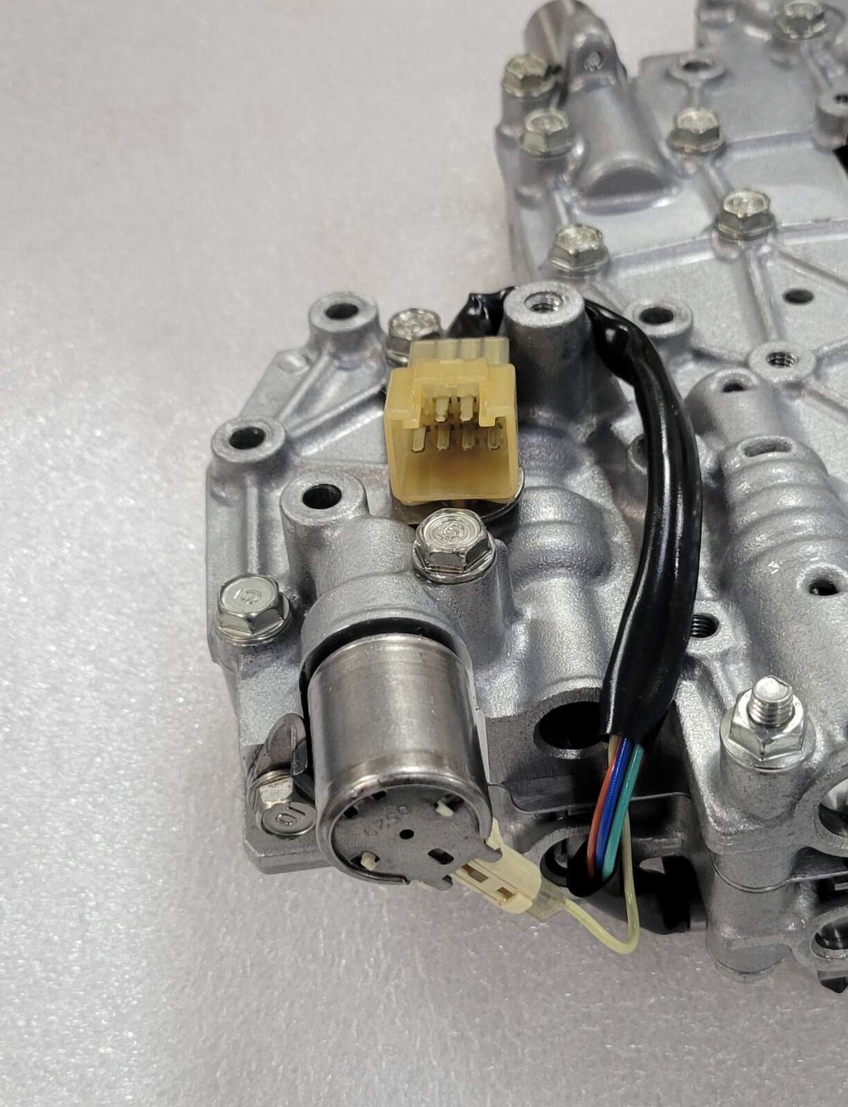 Lineartronic TR690 CVT Complete Valve Body For Subaru w/ White Connector 2015-