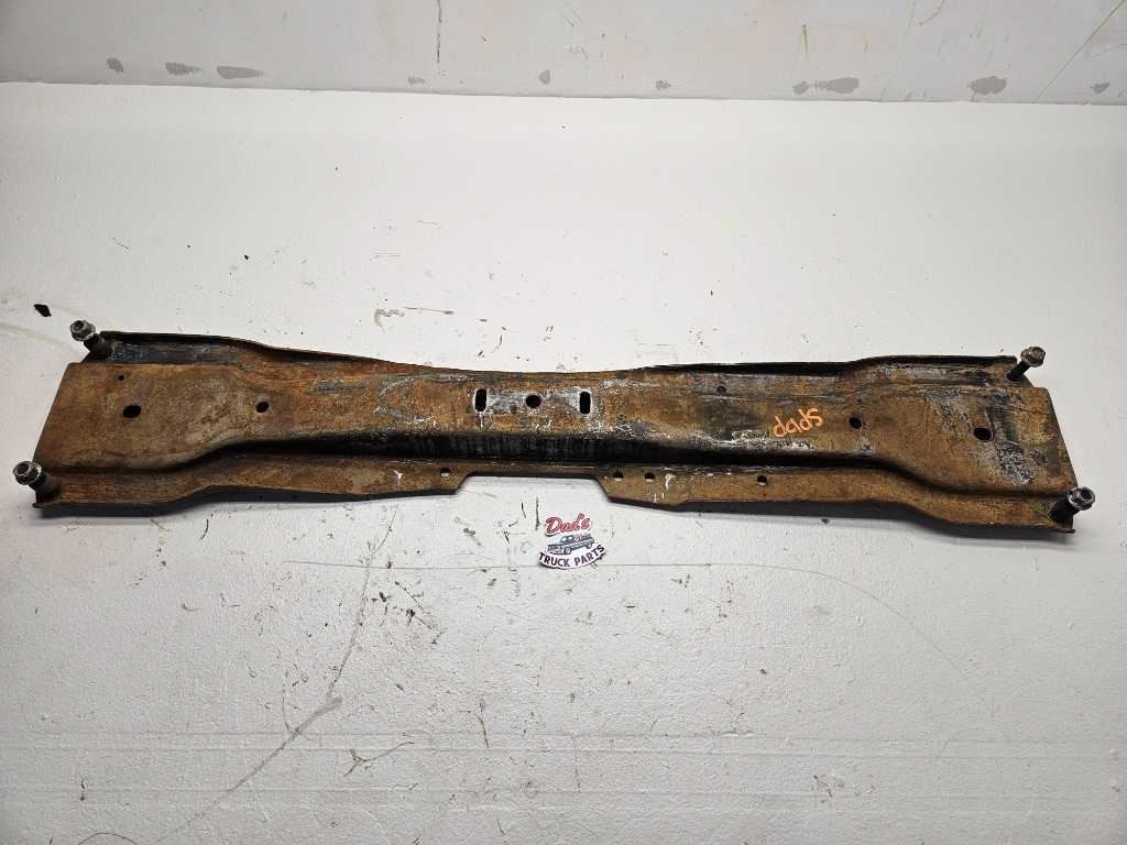 1988-2000 Chevy GMC K1500 Transmission Crossmember 4×4 Mount OEM 2957