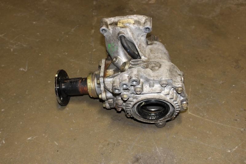 2013 Infiniti JX35 Transfer Case Assembly CVT ID 33100-JP11C OEM