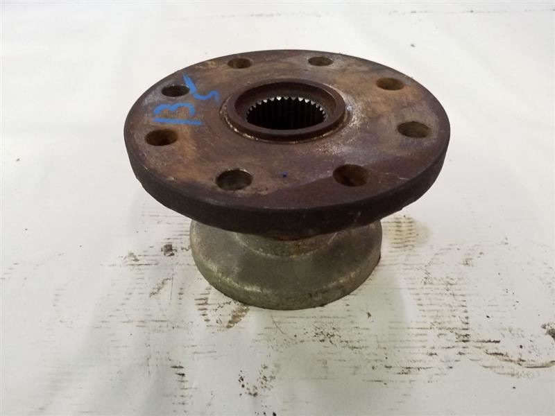 Transfer Case Front Driveshaft Flange Fits 03 04 05 06 07 08 Ford F250 F350