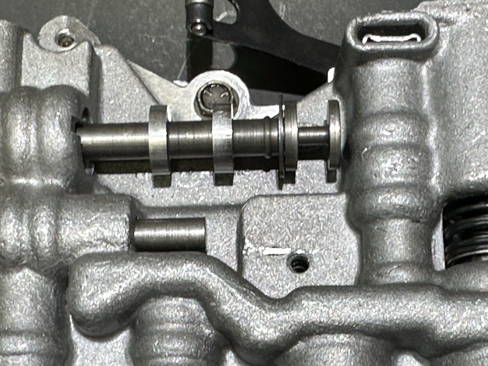 C4 FORD TRANS VALVE BODY D0AP-7A092-E D2AP-7A101-A 8 BOLT CASE 1970-71 PAN FILL