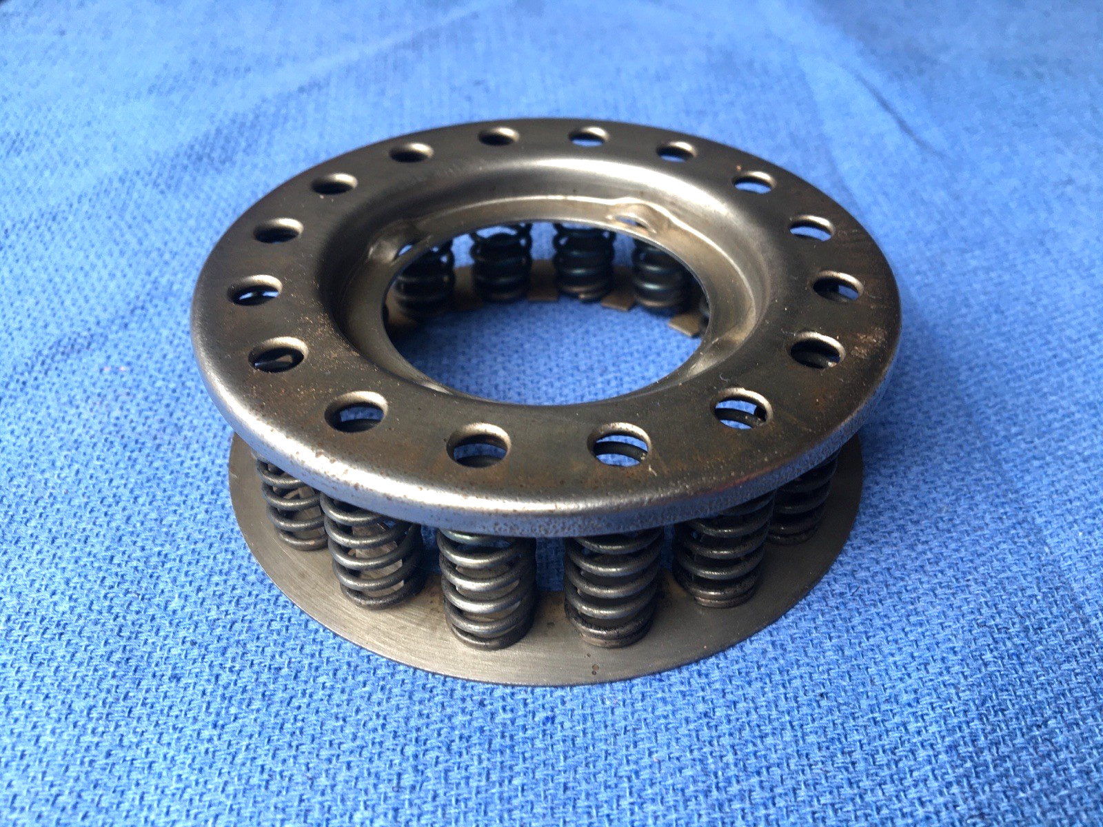 4L80E Direct Forward Drum Clutch Piston Spring Retainer Housing Return All years