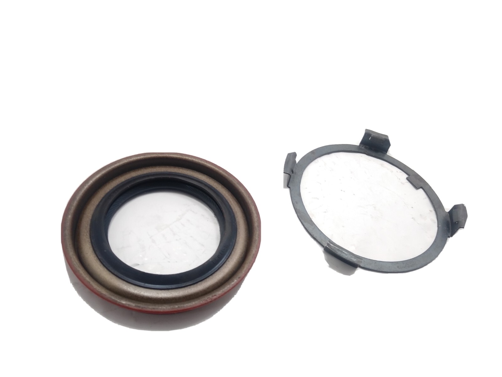 .For 200-4R 700r4 4L60E Front Pump Seal + seal retainer clip
