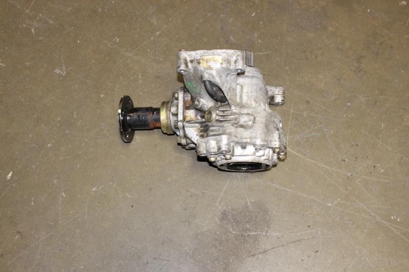 2013 Infiniti JX35 Transfer Case Assembly CVT ID 33100-JP11C OEM