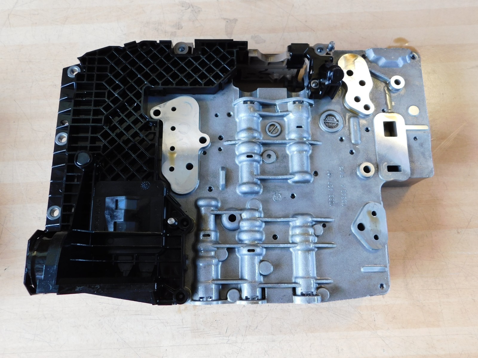 BMW ZF 6HP19Z VALVE BODY WITH CONDUCTOR PLATE 1068427181 0260550010