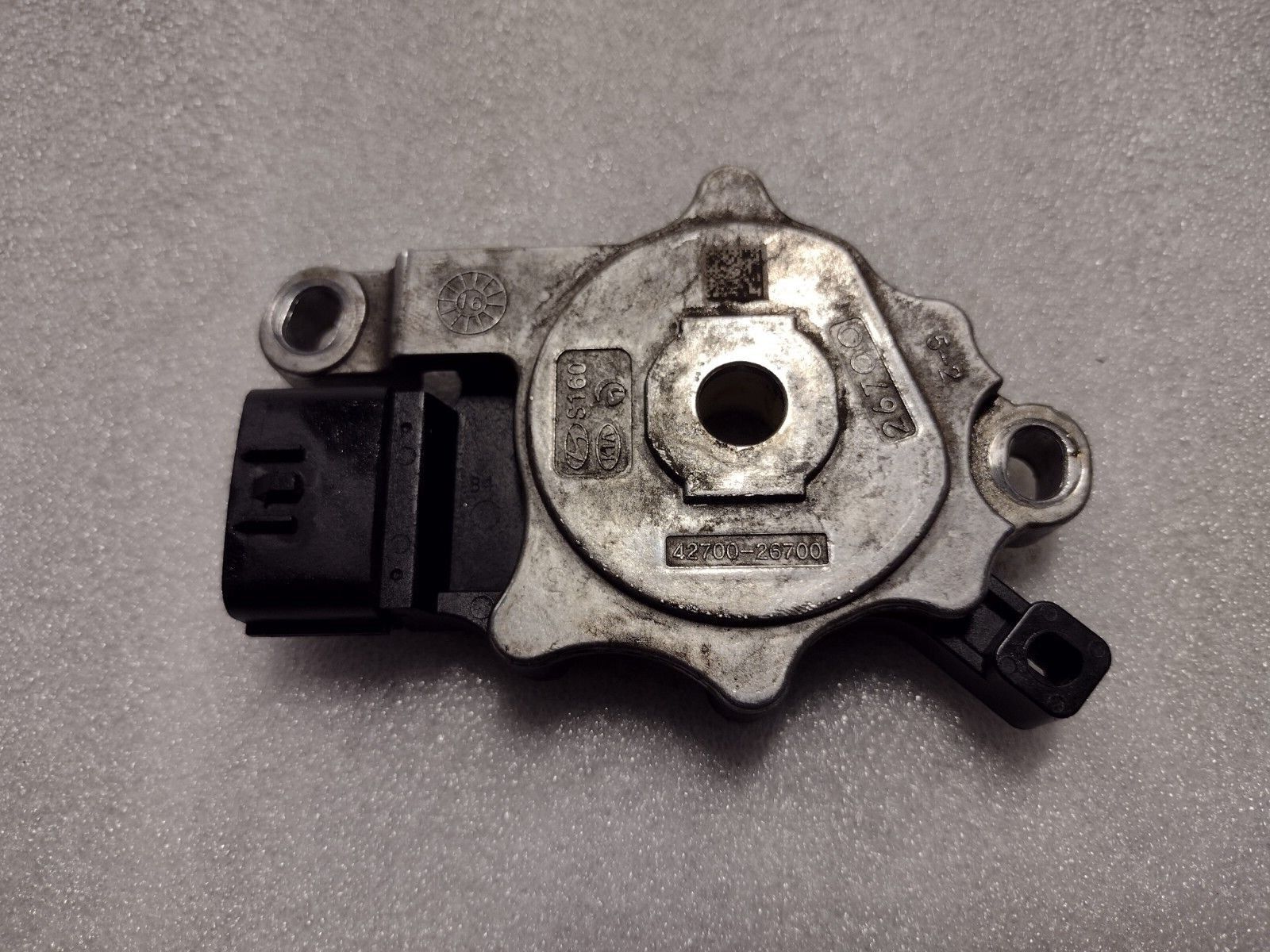 Kia A6MF1 A6MF2 Manual Lever Position Sensor Inhibitor Switch 8 Pin 2013-2016