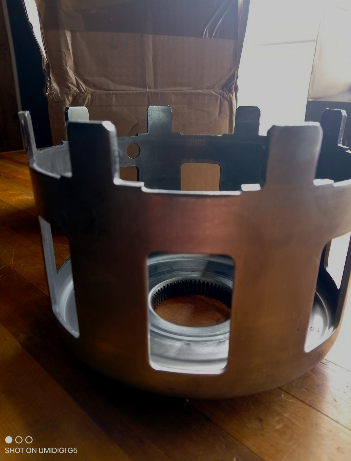 Used-Low mileage heavy duty stock Sungear Shell for 4l60, 4L60E, TH700-R4, 4L65E