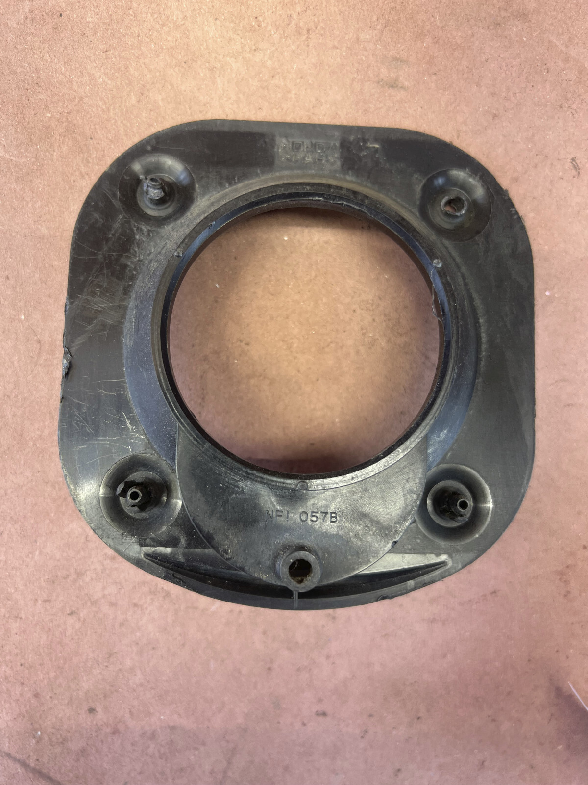 98 HONDA PRELUDE Fuel Filler Tube Grommet Gas Cap Cover Base 97-01