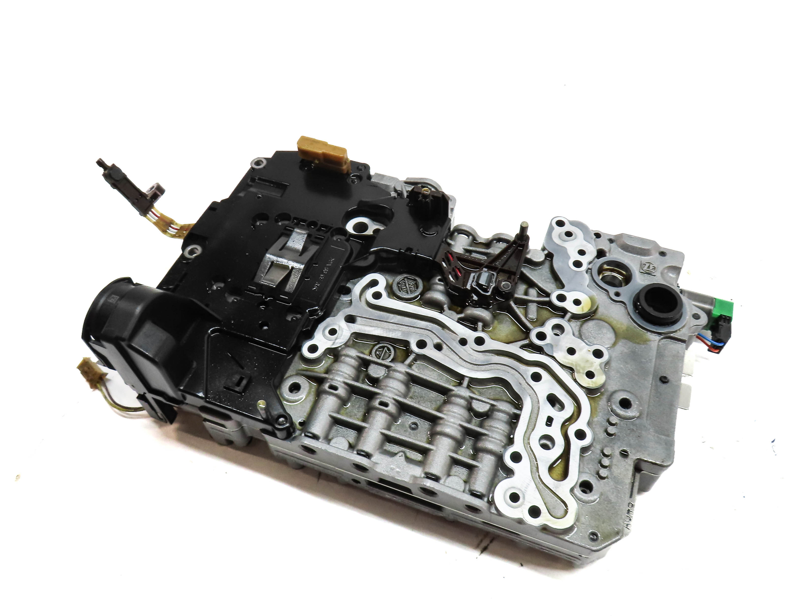 13-19 BMW 550i 550iGT 650i 750i (F01 F02 F10) RWD 8HP70 TRANSMISSION VALVE BODY
