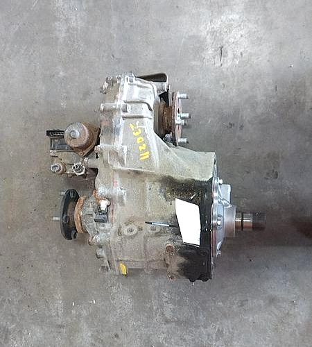 2005-2006 Toyota Tundra Transfer Case Assembly 8 cylinder OEM