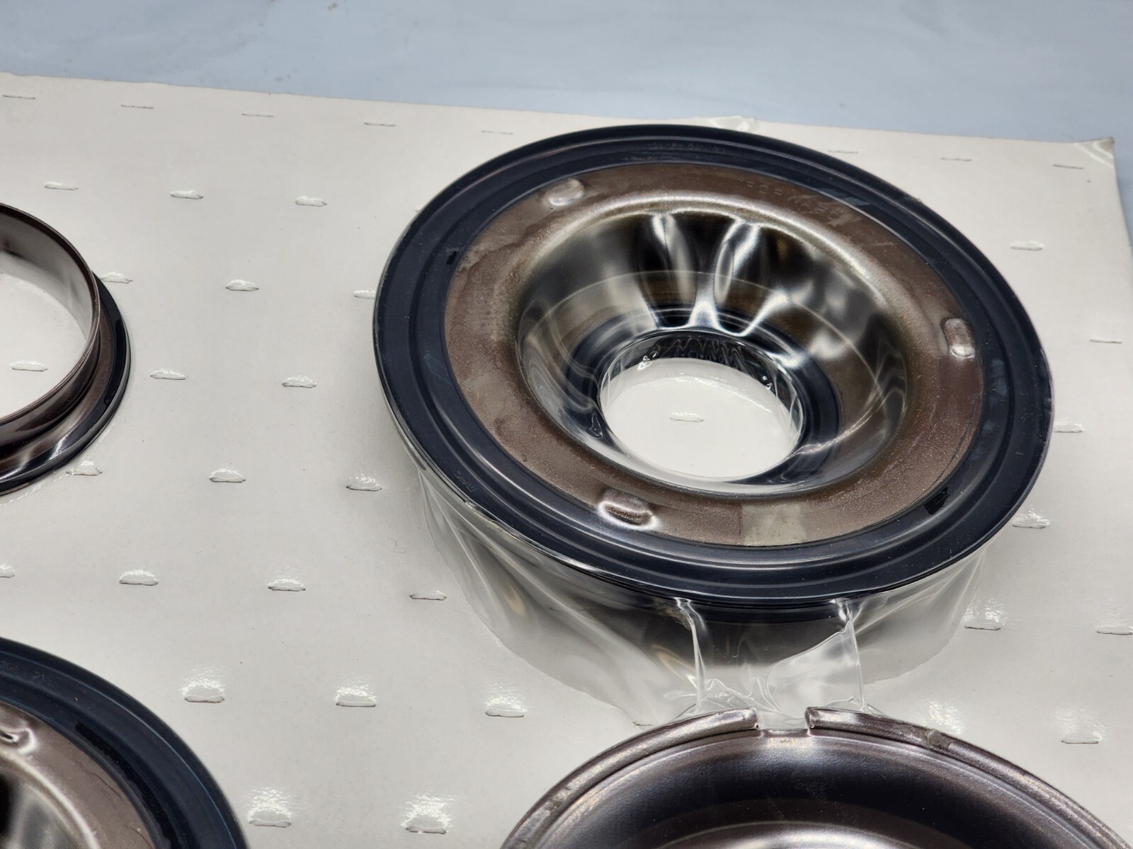 .For GM 4L80E 4L85E MOLDED PISTONS PISTON KIT 4 Pieces