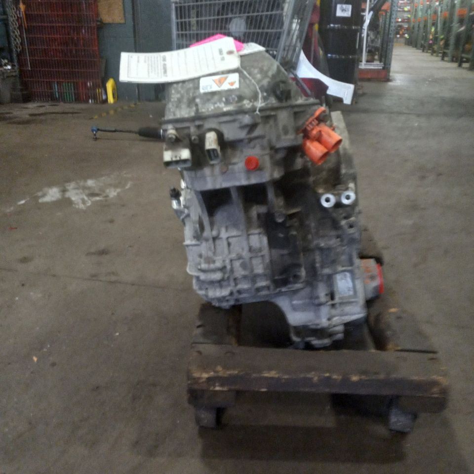 Fusion Automatic Transmission 2.5L VIN 3 8th Digit Hybrid Fits 11-12 4834451