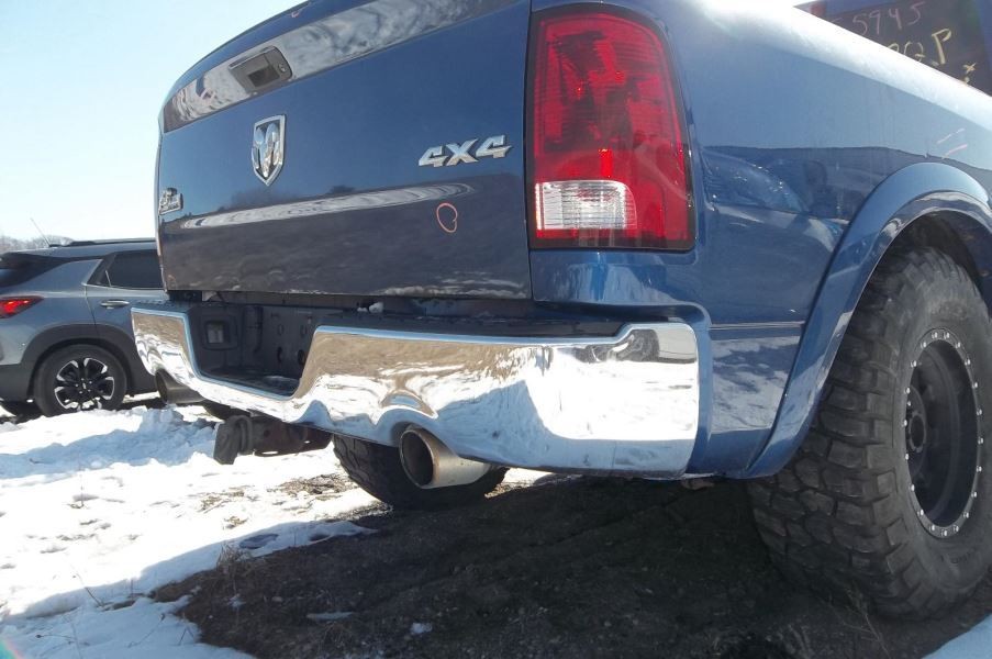Transfer Case Classic Style 5 Lug Wheel Fits 11-20 DODGE 1500 PICKUP 1866650