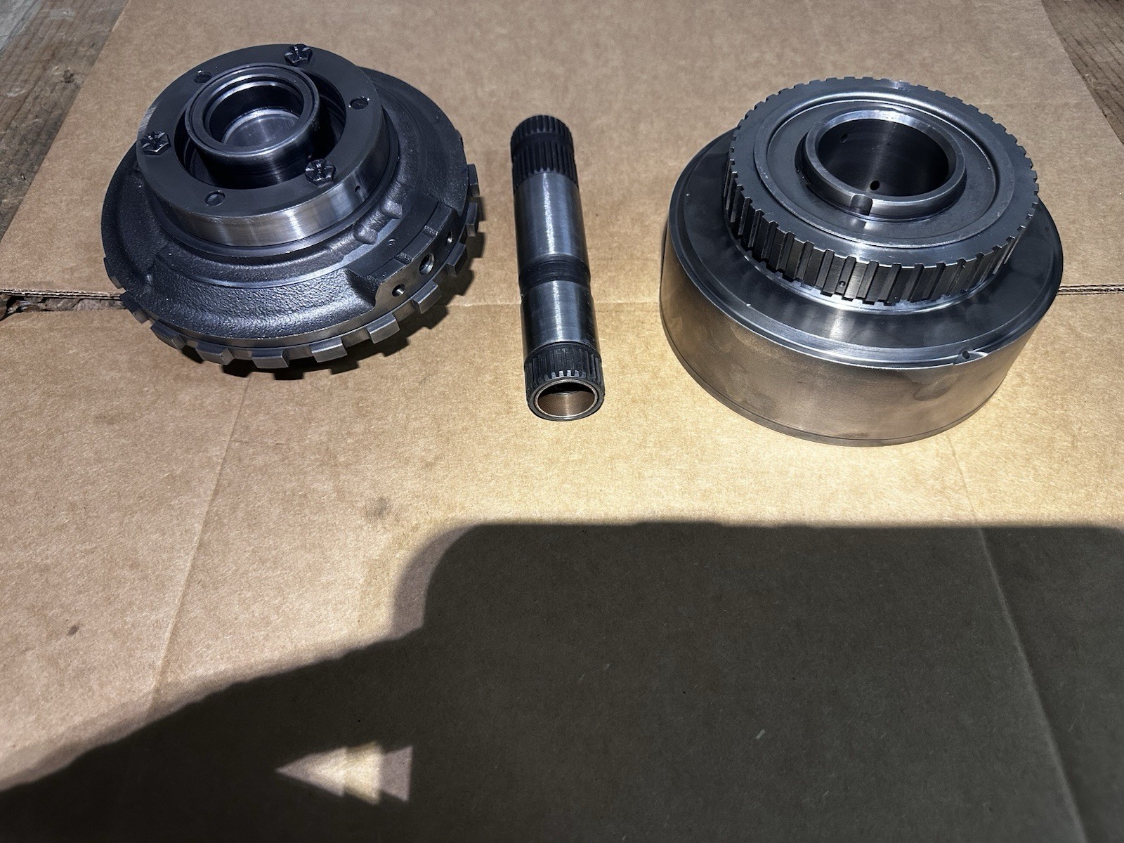 TH400 TRANS DIRECT DRUM 5 NEW CL LUG TYPE CENTER SUPPORT & SUN GEAR SHAFT REMAN
