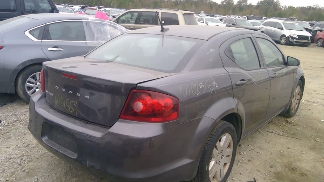 Automatic Transmission 2.4L 4 Speed Fits 13-14 200 1361704