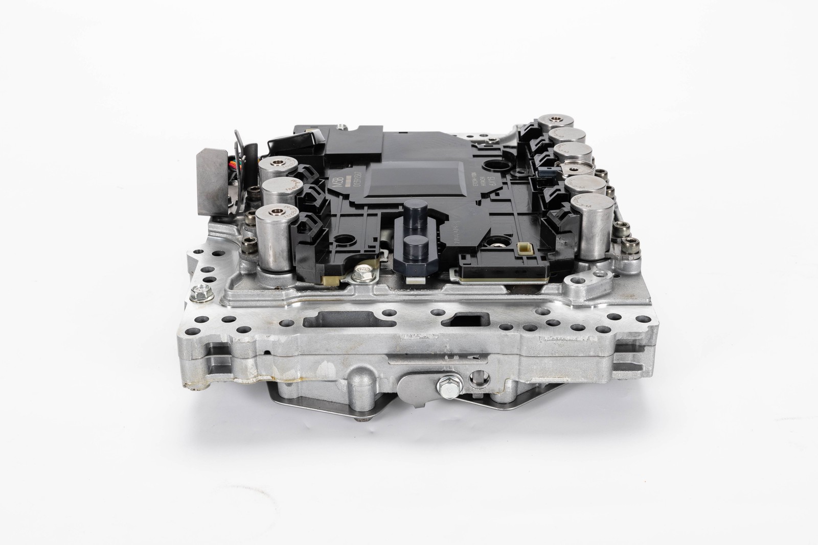 2014-2019 Infinity Q50 Q60 3.7L Valve Body TCM 31705-X132B RE7R01A Programmed