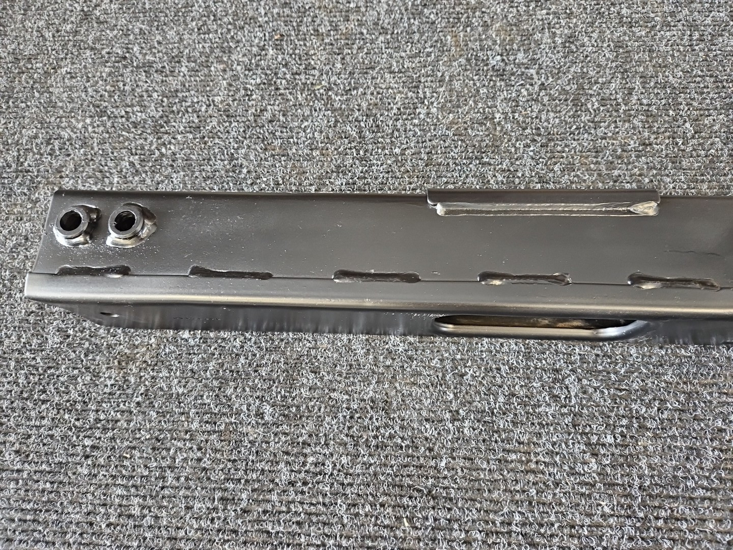 2000-2006 GMC Chevy Sierra Yukon Denali Transmission Crossmember OEM 4×4 AT 4WD
