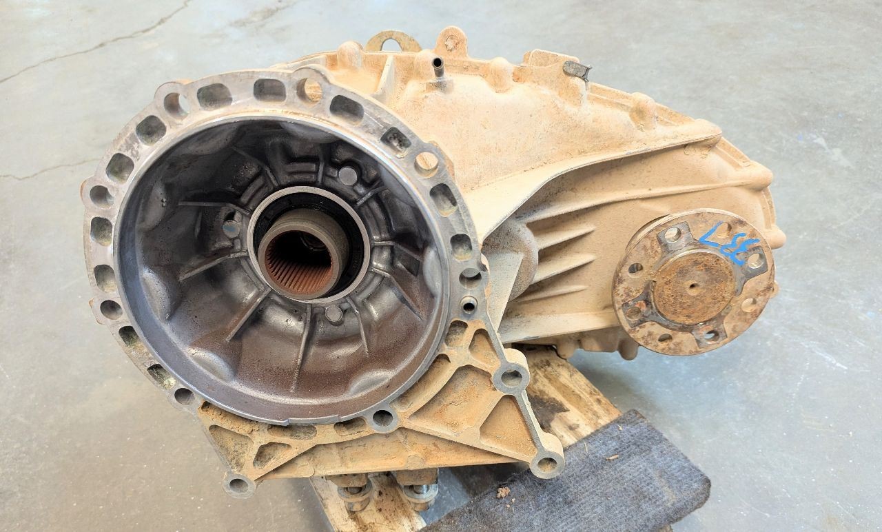 Transfer Case 6.7L Diesel Electronic Shift | Fits 2017-2019 Ford F250 F350
