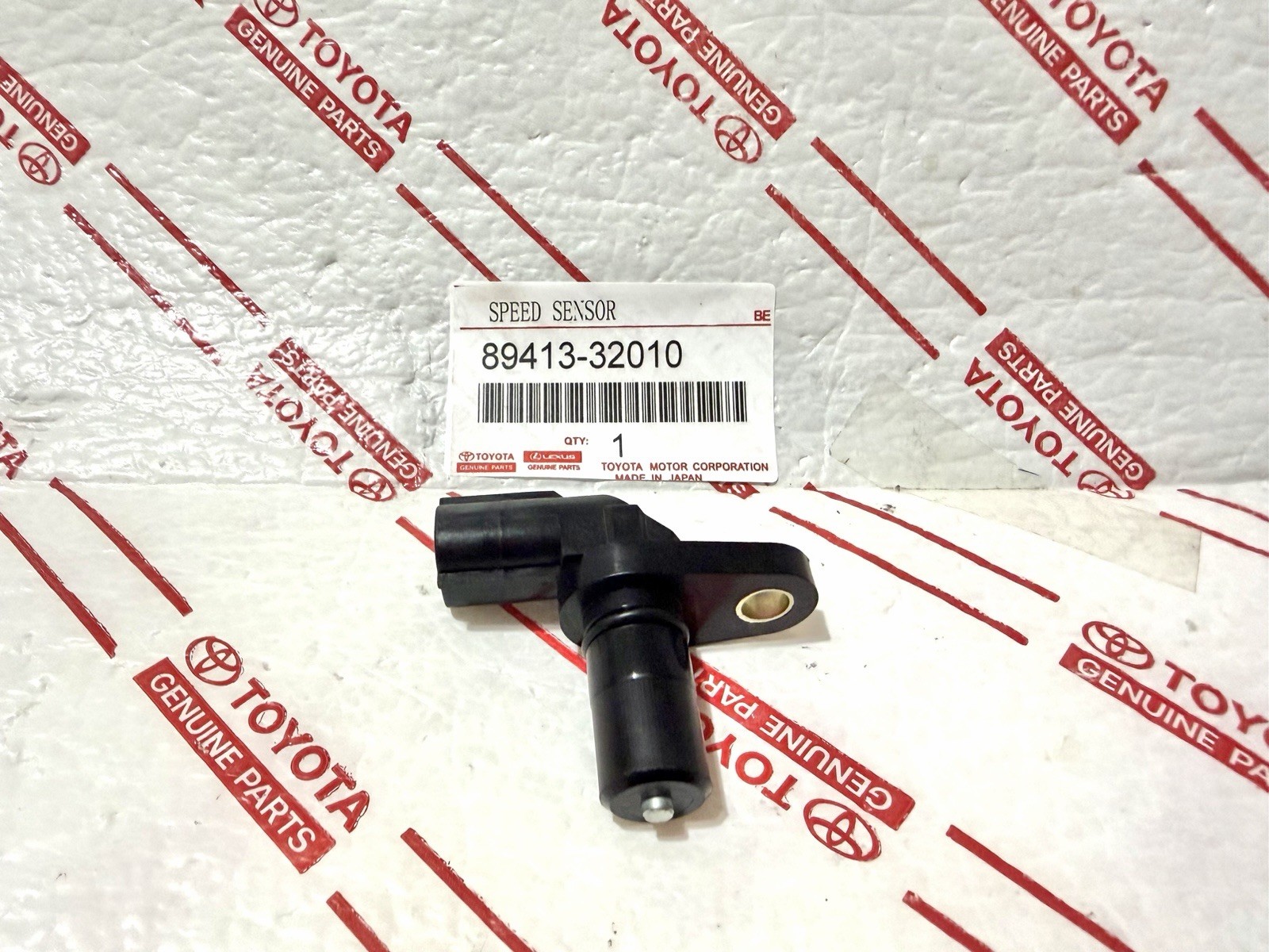 *NEW GENUINE LEXUS GS200T GX460 GX470 TRANSMISSION SPEED SENSOR OEM 89413-0c011