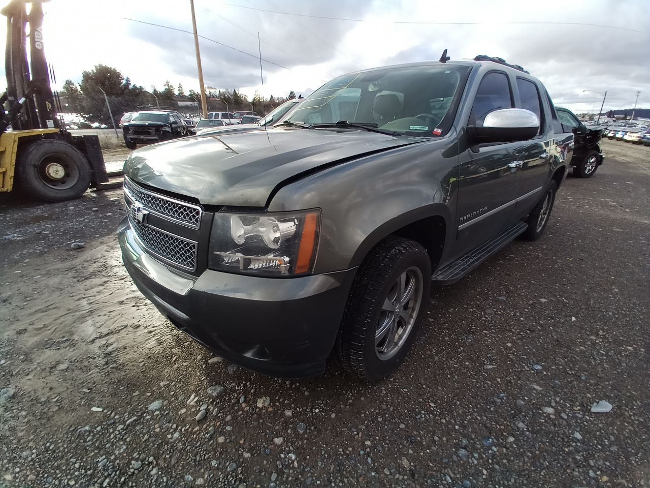 Automatic Transmission from 2011 Avalanche 1500 5.3L 4×4 [47,615 miles] 12693609