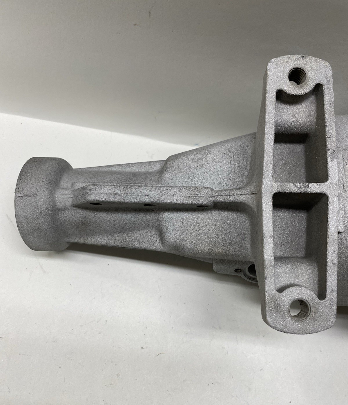 1969 1970 1971 1972 1973 Mustang Cougar FMX Transmission Tail Shaft Ext Housing