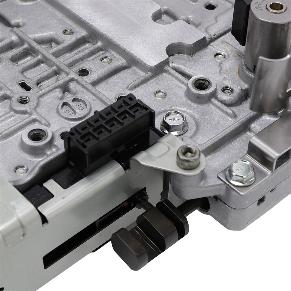 RE7R01A JR710E Auto Transmission Valve Body For Infiniti QX50 2014-2015 3.7L