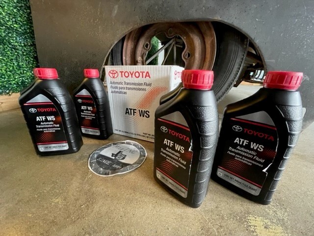 (6) Quart OEM TOYOTA ATF WS Automatic Transmission Oil 00289-ATFWS