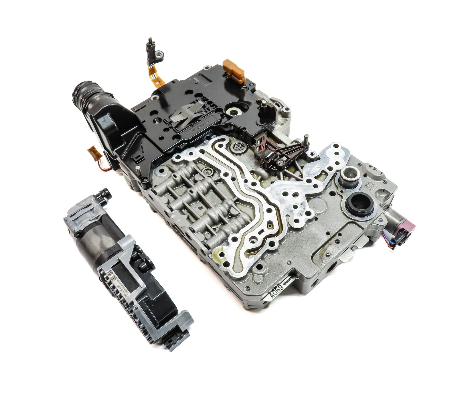 13-16 BMW ACTIVEHYBRID 3 5 F10 F30 8HP-70H AUTO TRANSMISSION VALVE BODY w/PUMP