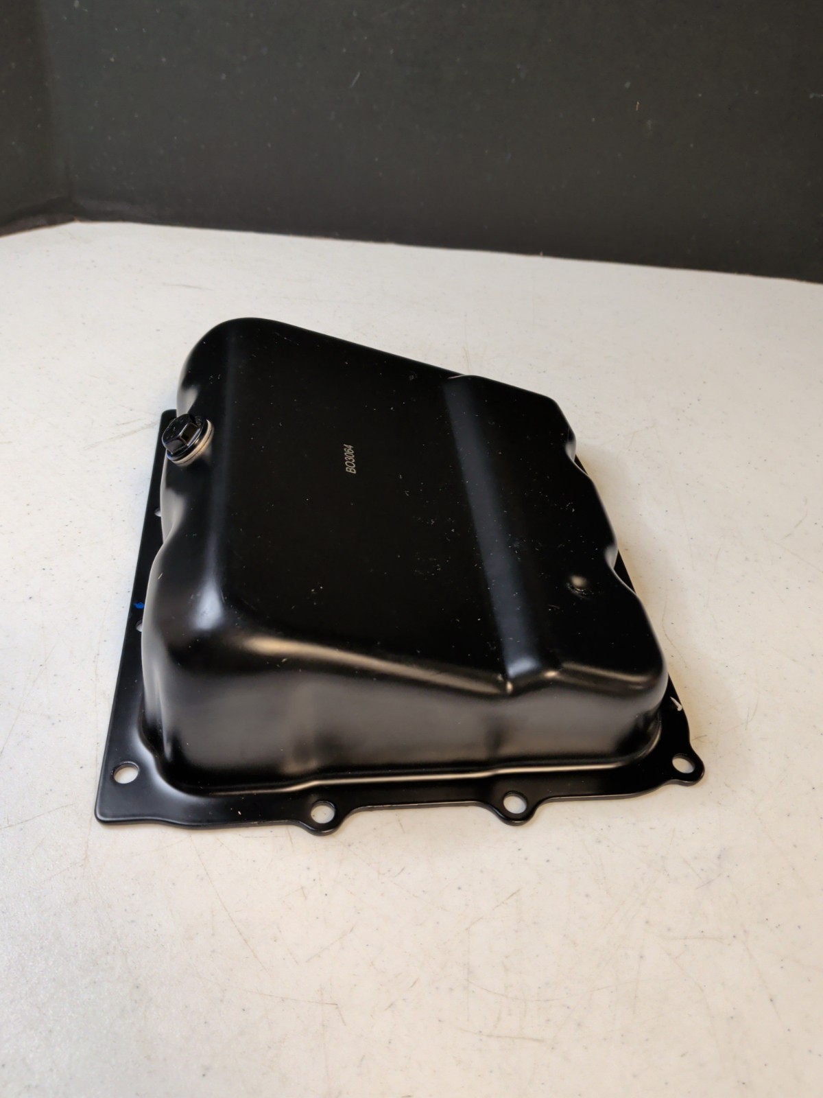Automatic Transmission Oil Pan for 2011-2014 Chrysler 200