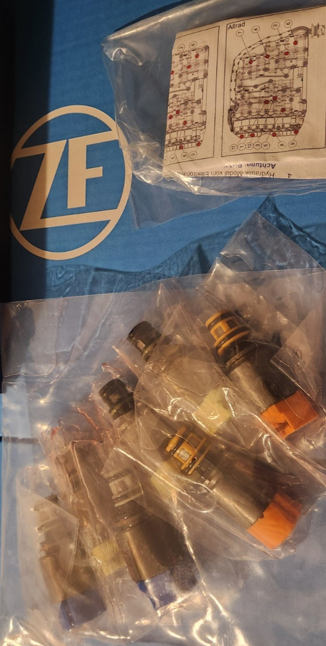 ZF 6HP21 ZF6HP28/X/AF Brand New Genuine ZF 1068 298 046 solenoid Kit (7 Pieces)