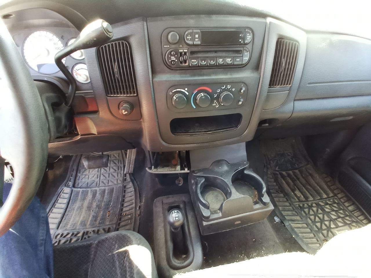 45RFE Automatic Transmission from 2004 Dodge RAM 2500 5.7L 4×4 12207155