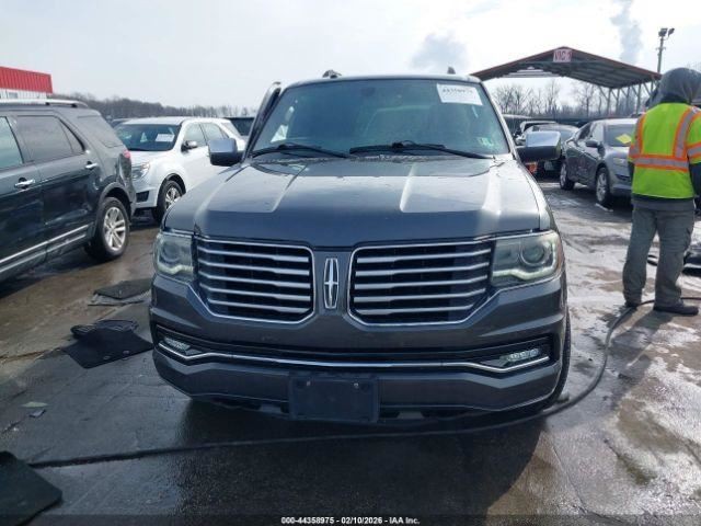 Transfer Case Fits 15-17 NAVIGATOR 3198078